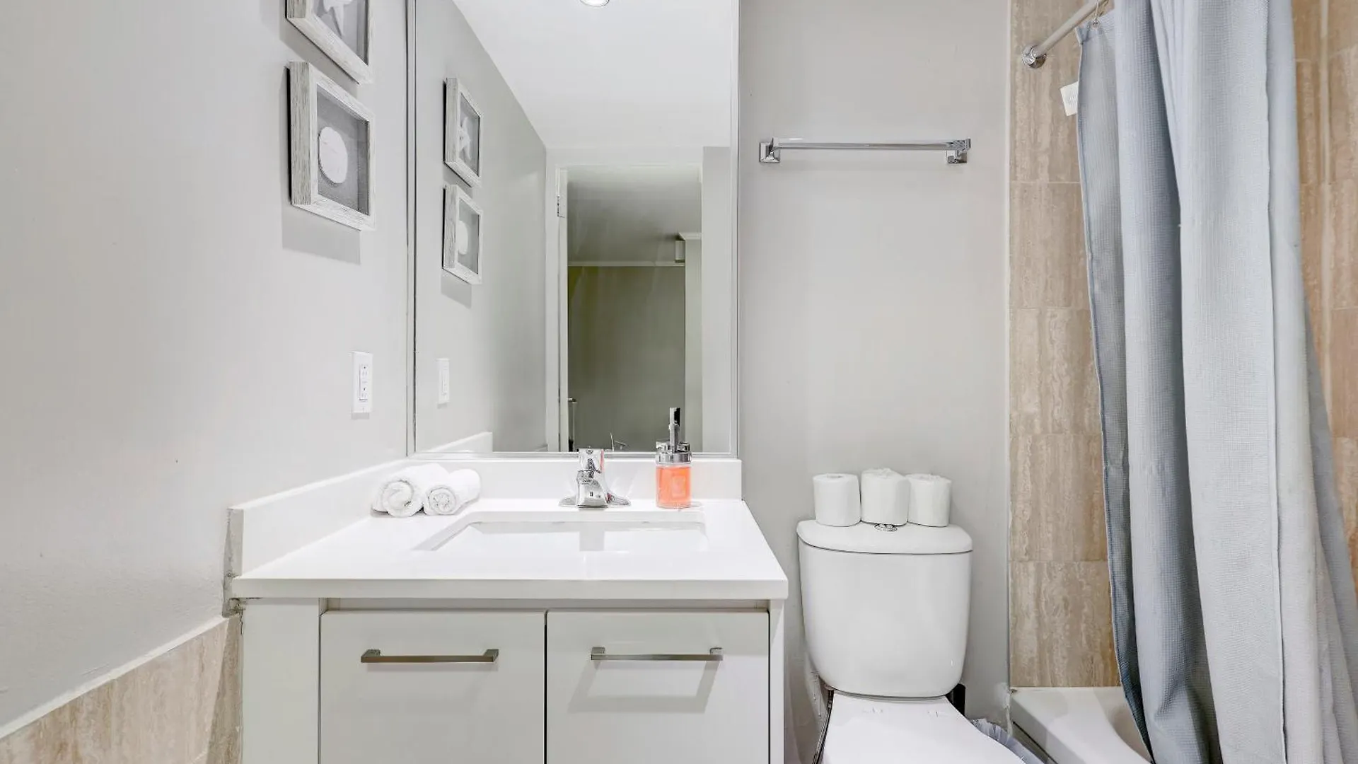 Great Unit In Downtown With Balcony And View Zm6 Apartment Montreal