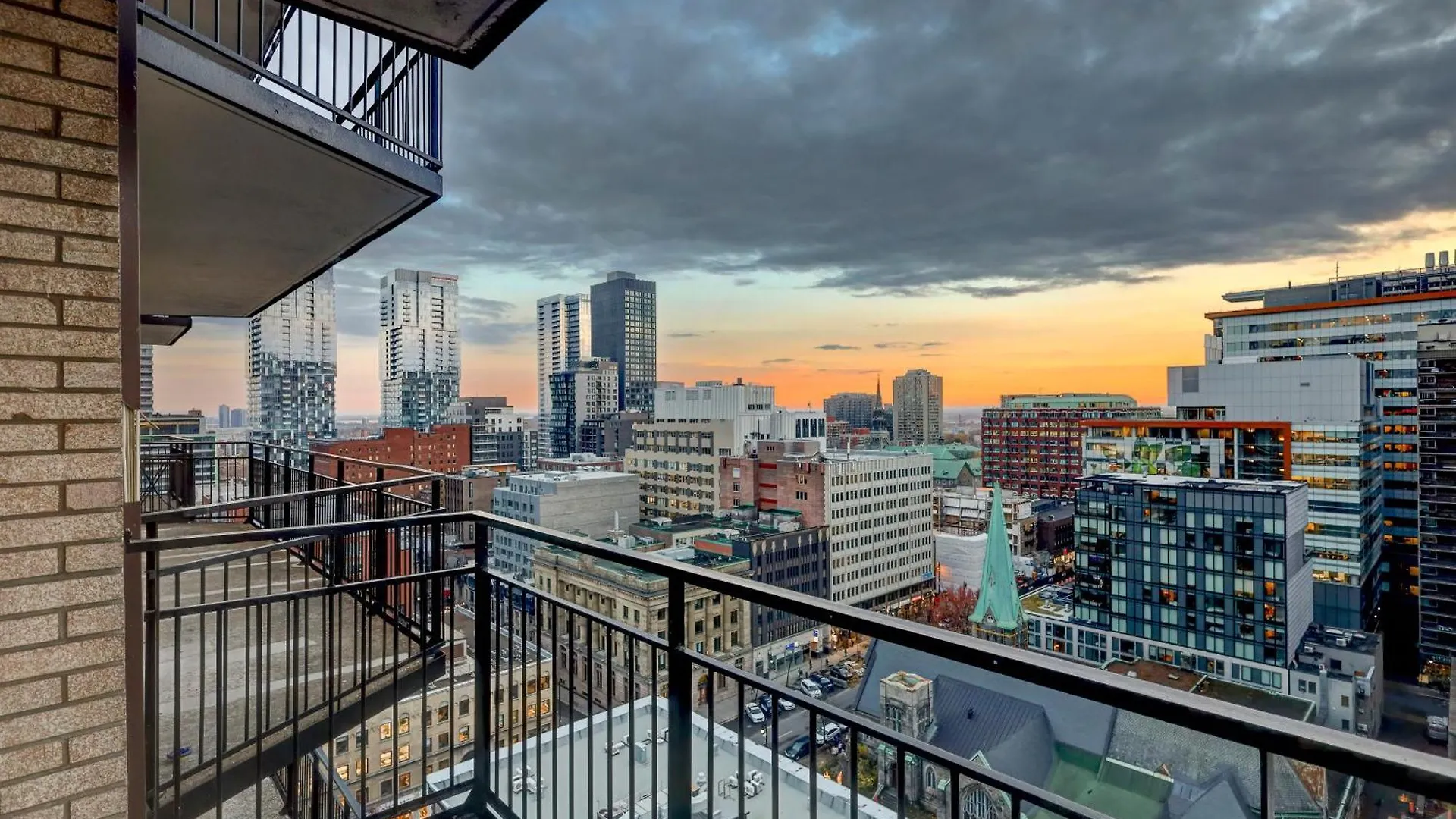 Great Unit In Downtown With Balcony And View Zm6 Apartment Montreal Canada