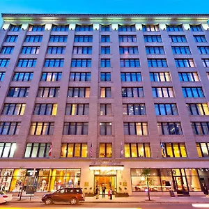 4* Отель Le Square Phillips &